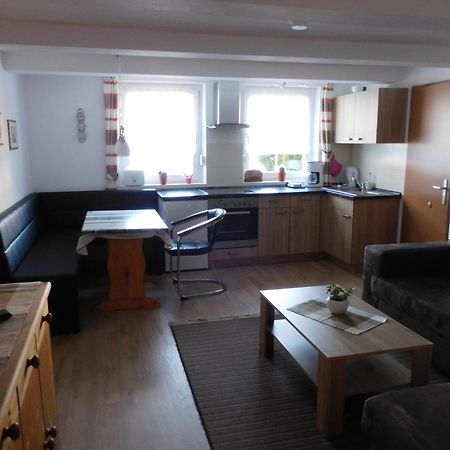 Ferienbauernhof Familie Stratmann Apartman Eslohe Szoba fotó