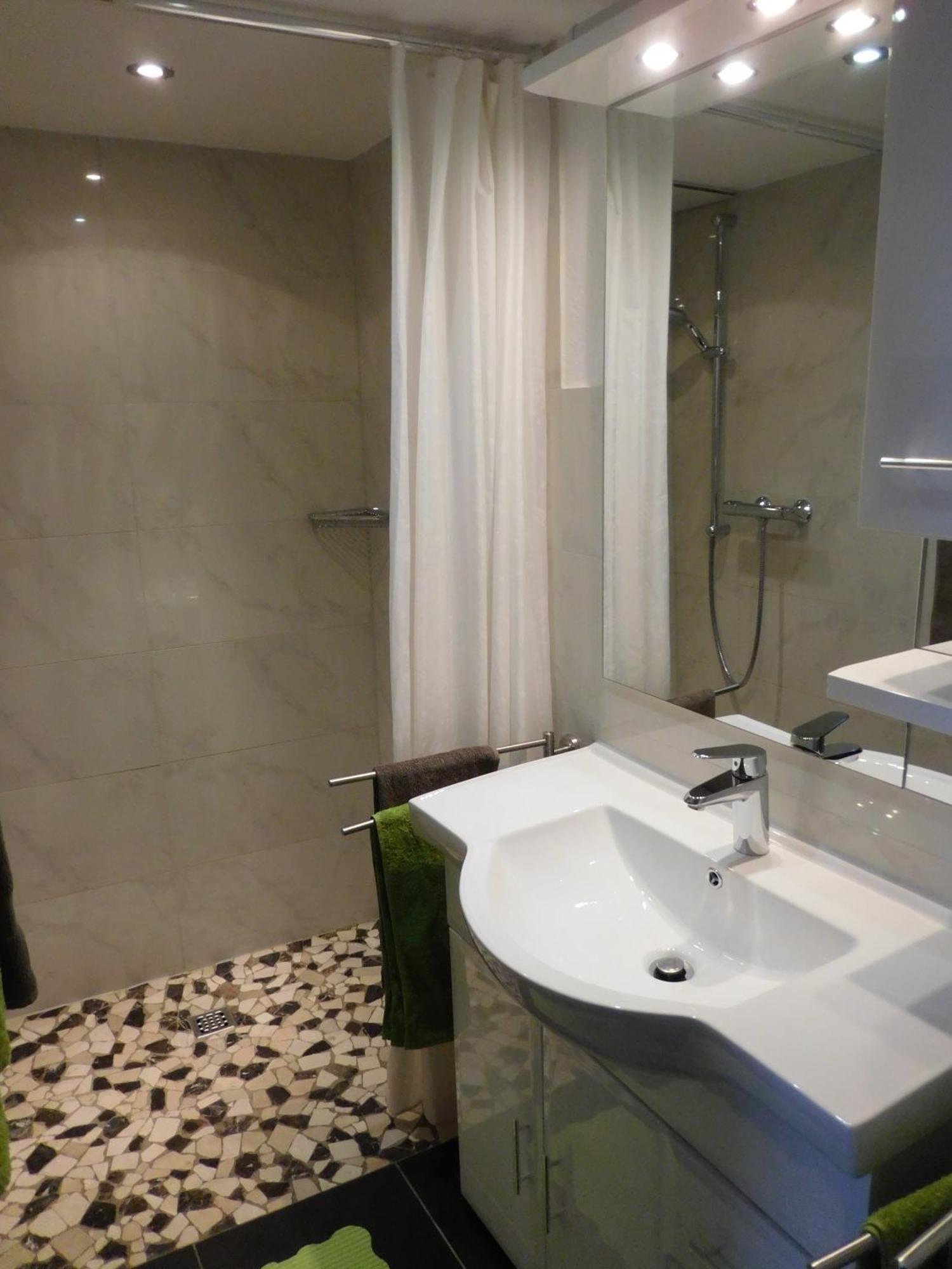 Ferienbauernhof Familie Stratmann Apartman Eslohe Szoba fotó